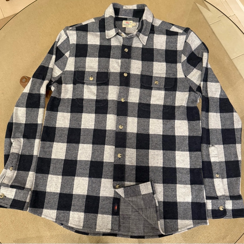 Faherty Legend -Blue & Gray Plaid Flannel Shirt-Men’s Large